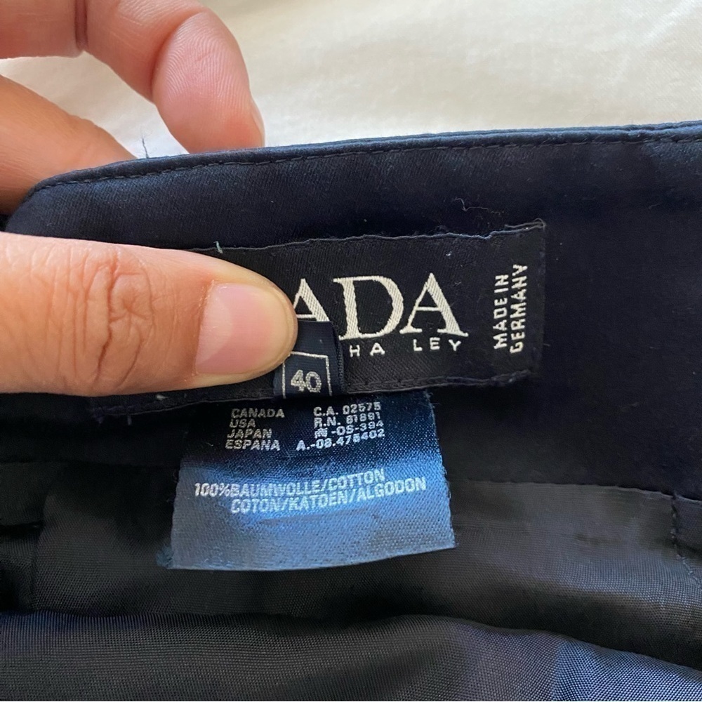 WOMEN’S ESCADA dark navy blue/black pencil skirt w/ slit at front size 10 - Picture 6 of 7